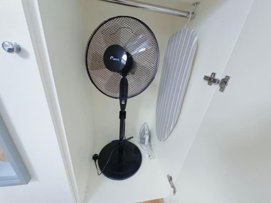 Ideal Studio Loft 30Min To Central ロンドン エクステリア 写真