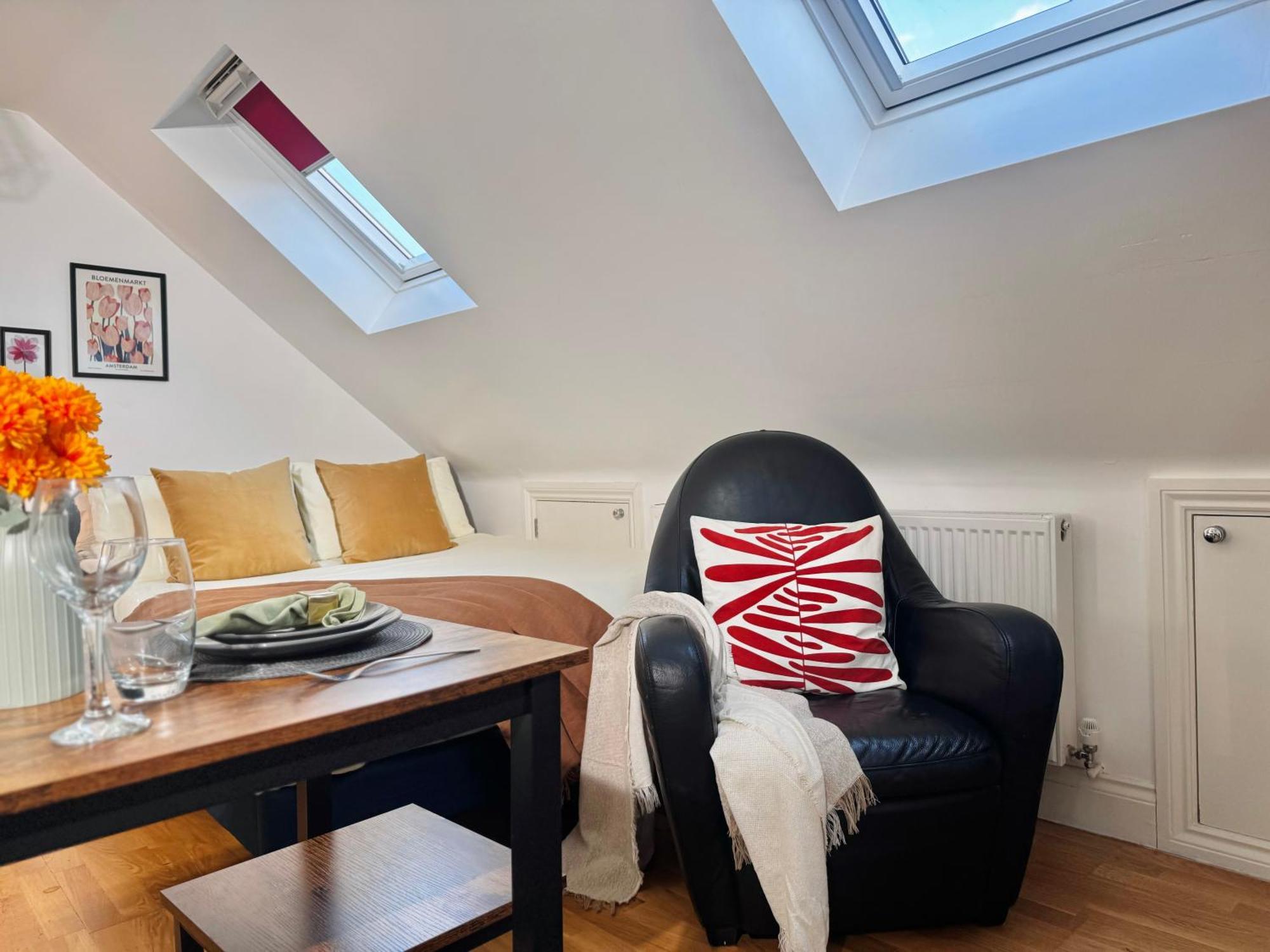 Ideal Studio Loft 30Min To Central ロンドン エクステリア 写真