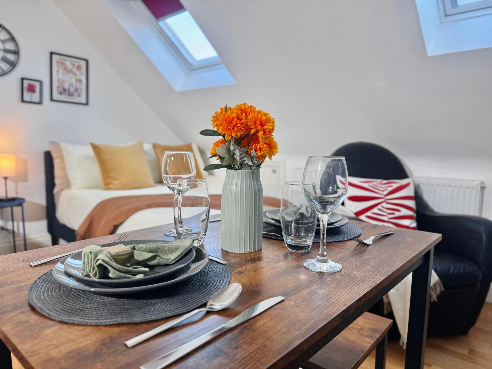 Ideal Studio Loft 30Min To Central ロンドン エクステリア 写真