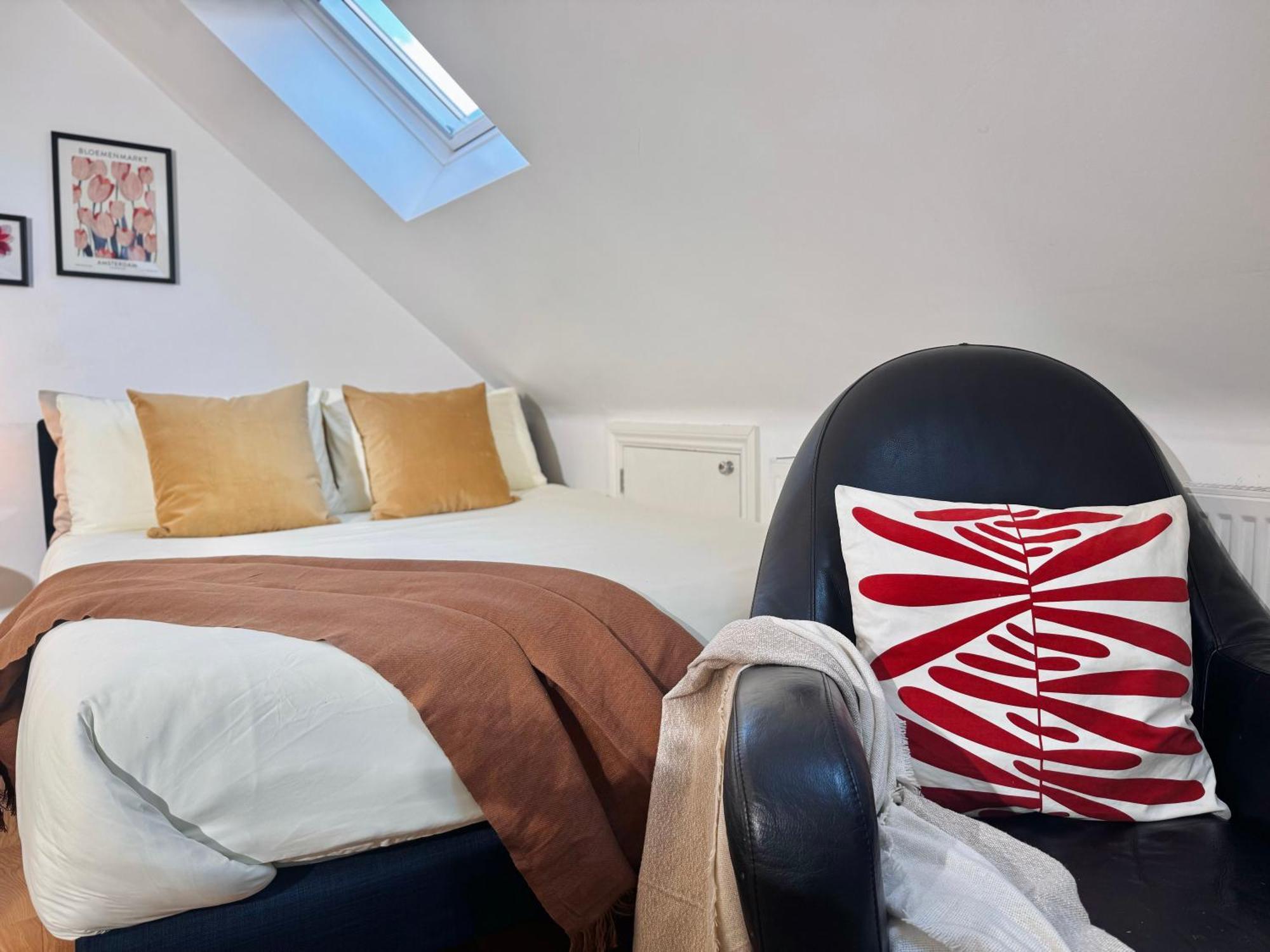 Ideal Studio Loft 30Min To Central ロンドン エクステリア 写真